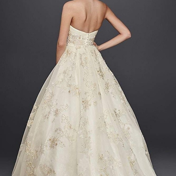 Oleg Cassini Wedding Dress  | Organza Veiled Lace - Picture 3 of 3